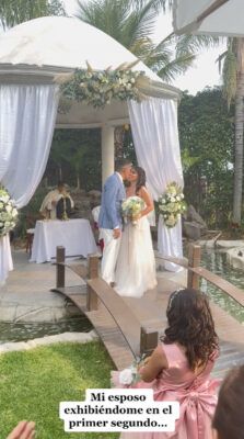 Novia Muestra Ropa Interior En Su Boda Tras Descuido VIDEO