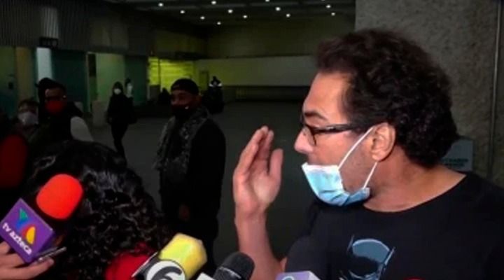 Difunden video de Eduardo Yáñez agrediendo a reportero de VLA