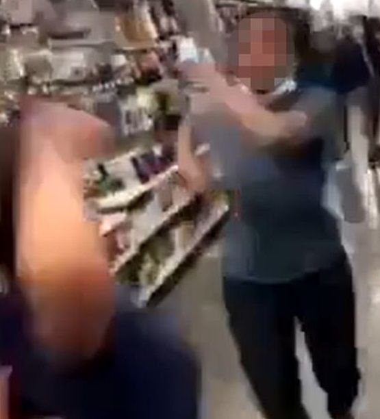 Niñas matan a joven de 15 años en Walmart de Luisiana