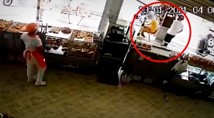 Conmociona video de sicario que mata a hombre por la espalda en cafetería