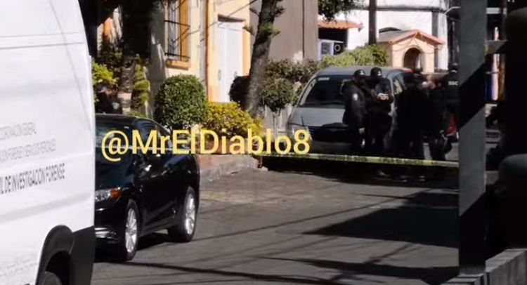 CDMX sujetos intentan robar casa en la Miguel Hidalgo y dueño los recibe a balazos