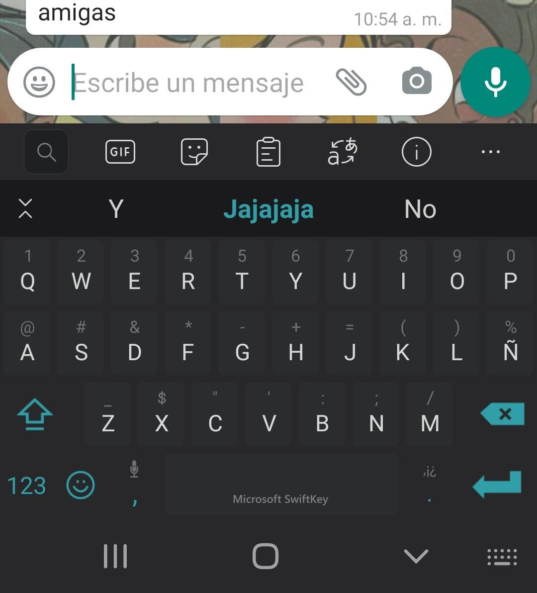 ¿Cómo cambiar el color del teclado de WhatsApp?