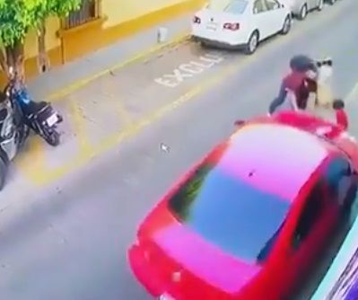 Jalisco. Conductor atropella a niño y a su familia en Tlaquepaque
