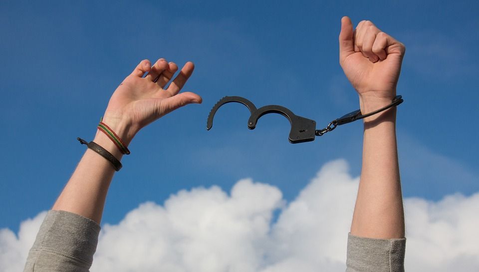 Oaxaca. Arrestan a joven con discapacidad por herir a ladrón