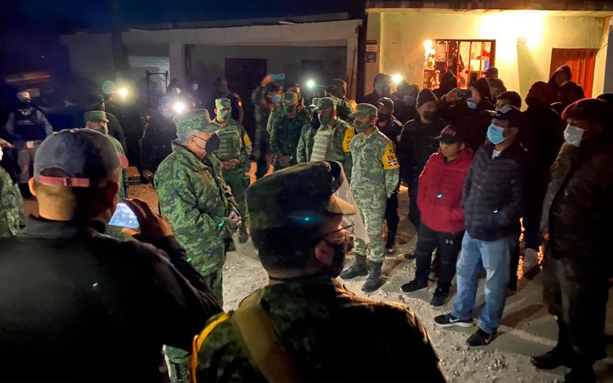 Luis Cresencio Sandoval da su versión de los hechos