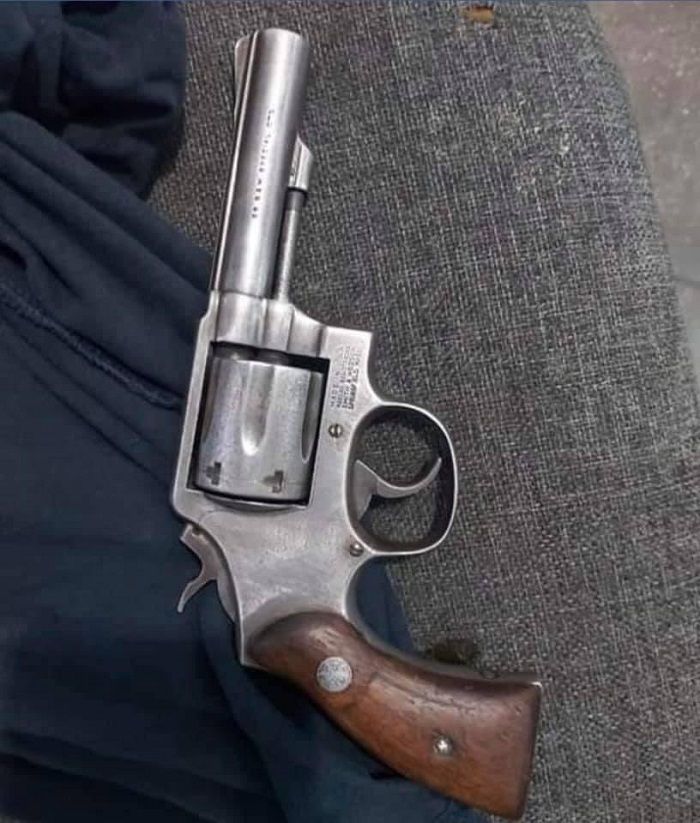 Detienen a policía de Puebla por portar arma sin permiso