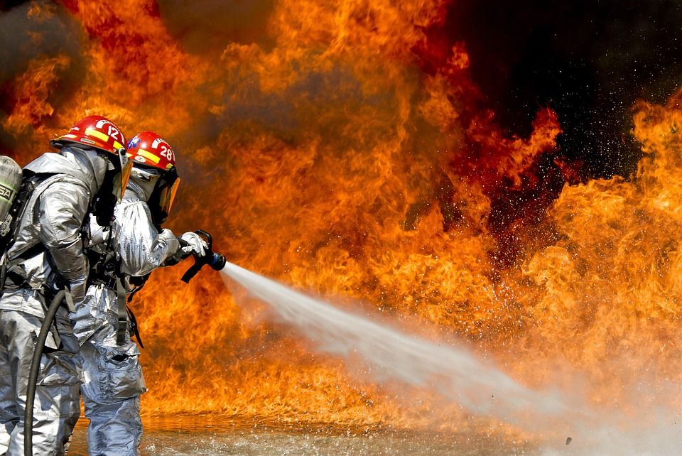 Brasil. Bombero confiesa infidelidad a esposa antes de intubación