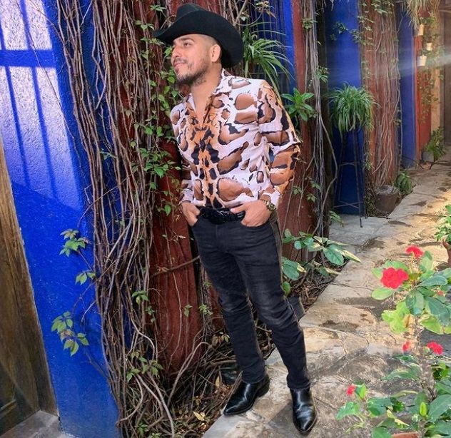 ¿Por qué Espinoza Paz dejó su carrera?