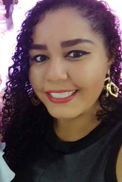 Muere mujer tras pintarse el cabello en Brasil: ¿qué le pasó? 