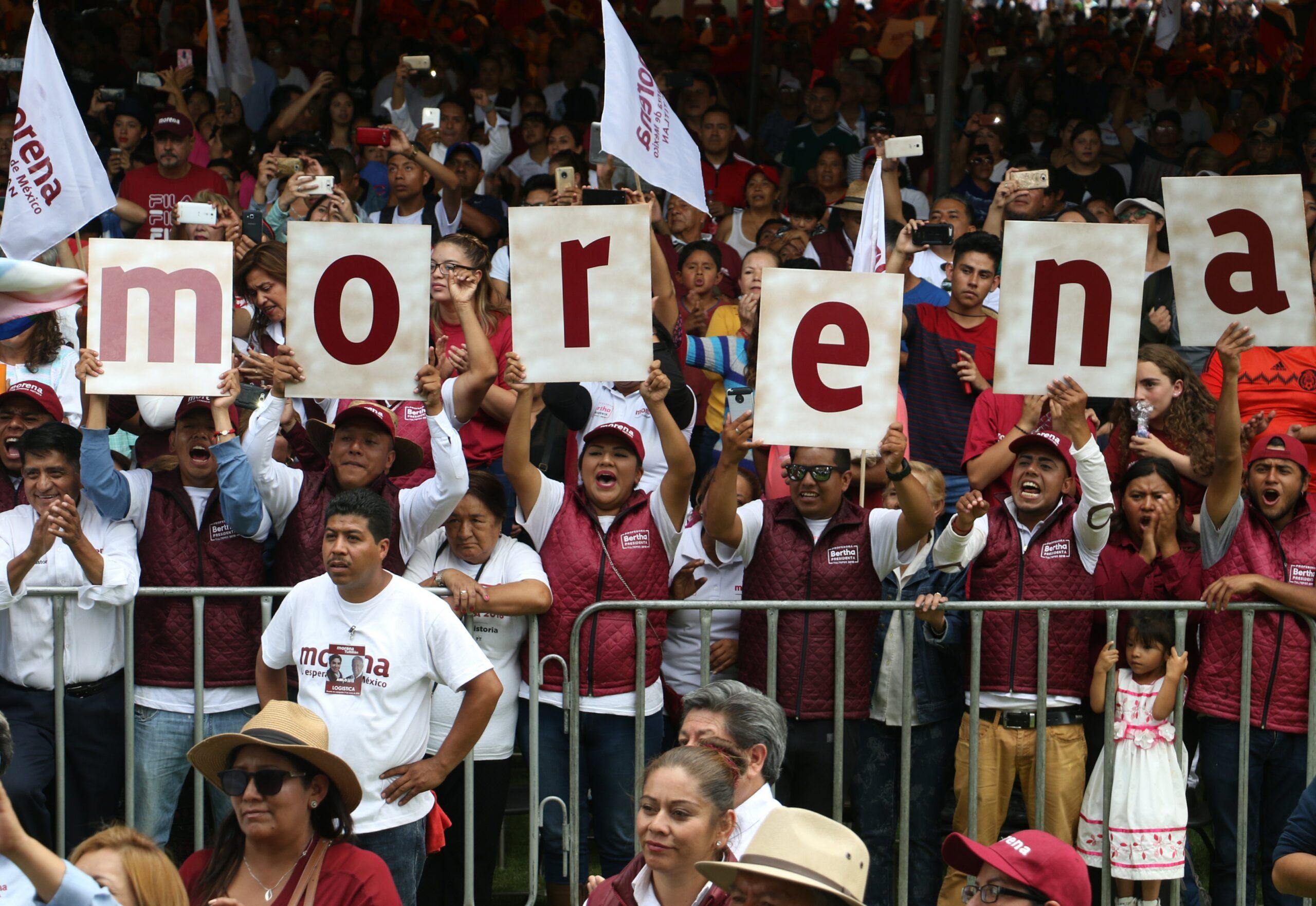 Morena tendría mayoría en San Lázaro; alianza opositora, en problemas: Encuestas