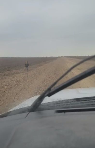 EU. Abandonan a niño migrante en desierto de Texas |VIDEO 