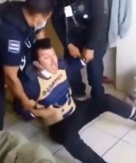 Baja California. Policías asfixian a joven en Tijuana |VIDEO 