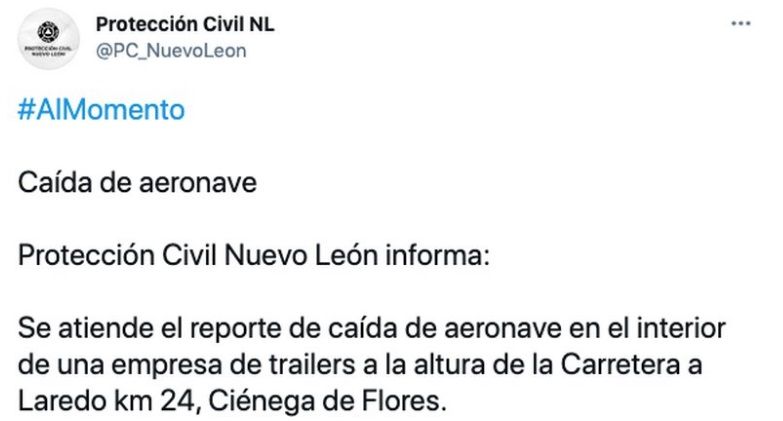 Nuevo León. Cae avioneta en carretera a Laredo; hay 6 muertos