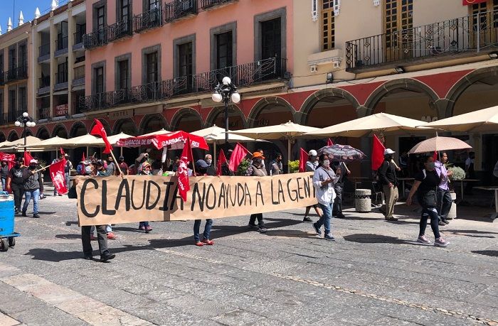 Claudia Rivera hace negocio durante la pandemia