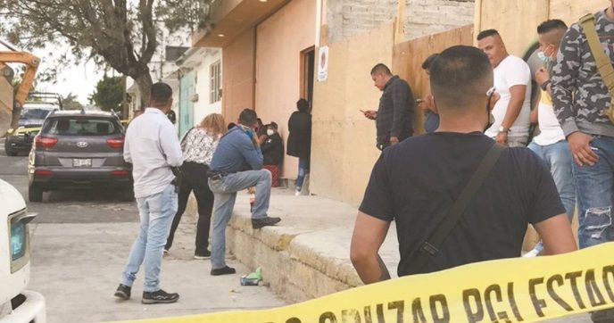 ¿Quién es Andrés Mendoza?