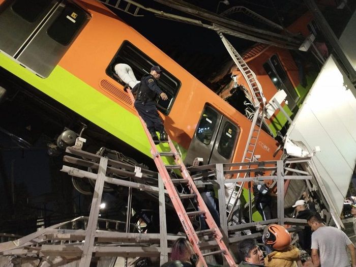 Imágenes del desplome de la Línea 12 del Metro