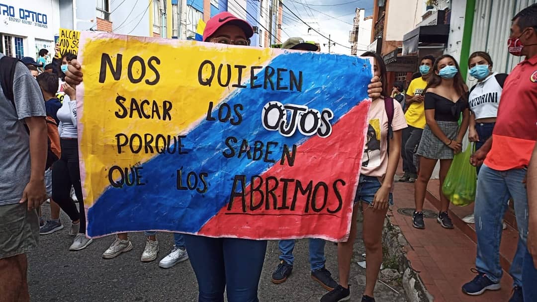 Denuncian abuso policial durante manifestaciones