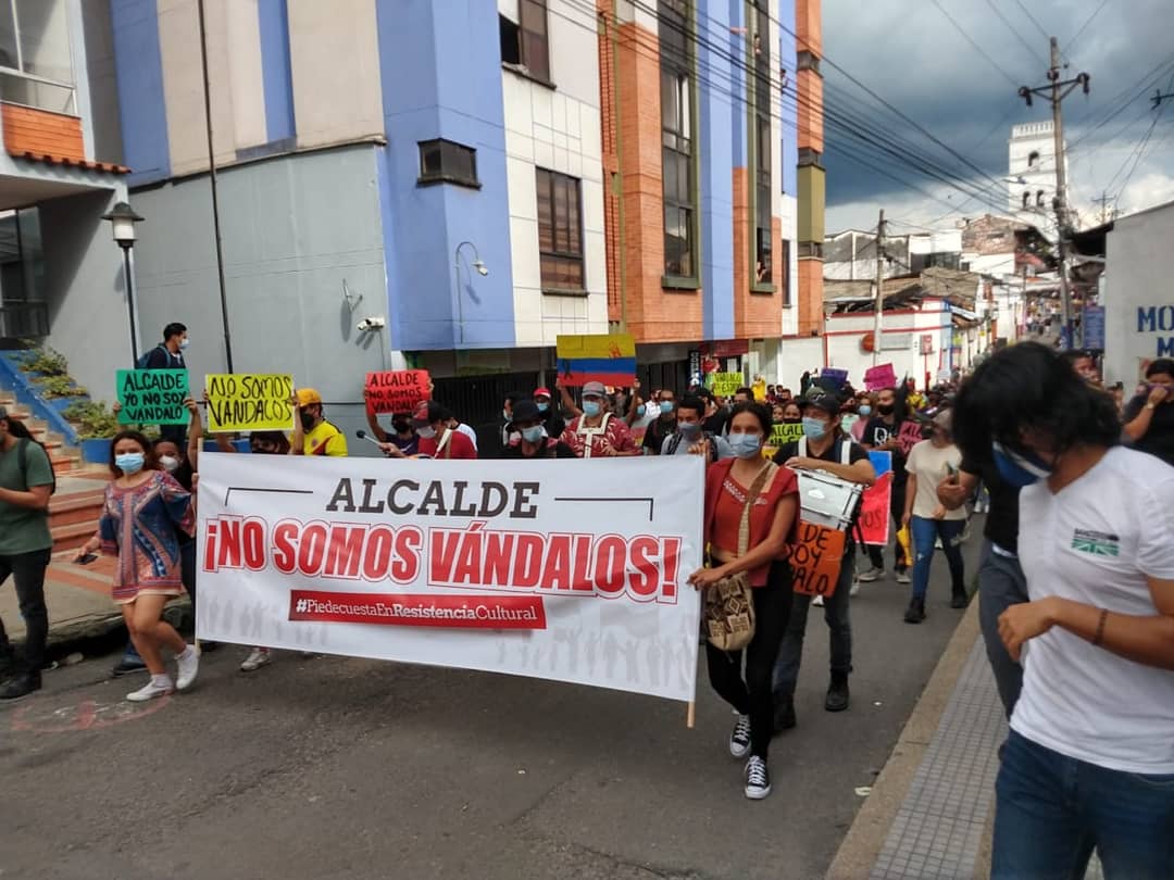 ¿Por qué continúan las protestas en Colombia?