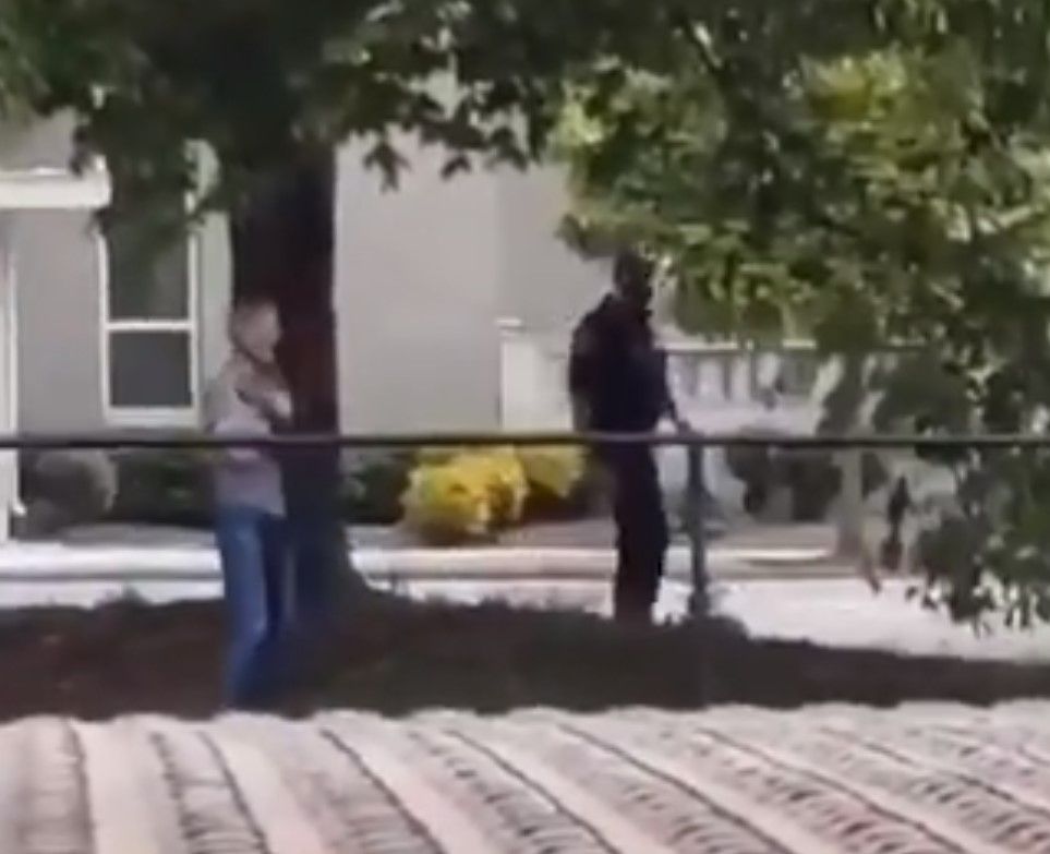 Teorías sobre la mujer zombie en Seattle