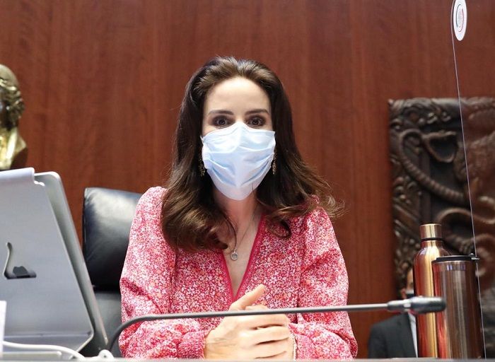 ¿Quién es Nancy de la Sierra Arámbulo?