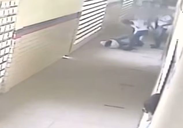 Menor que murió en pelea estudiantil tenía problemas del corazón