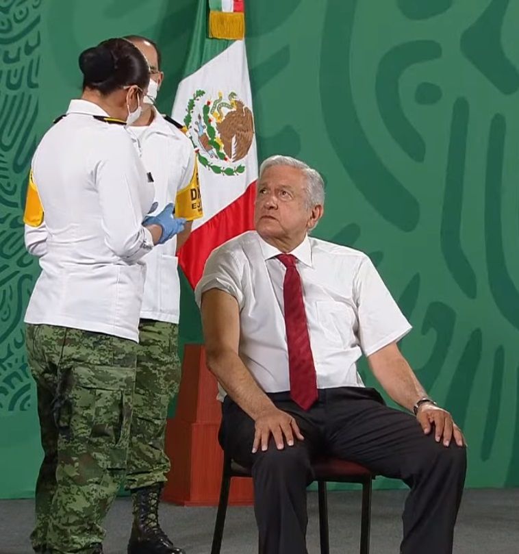 AMLO reconoce trabajo de López-Gatell