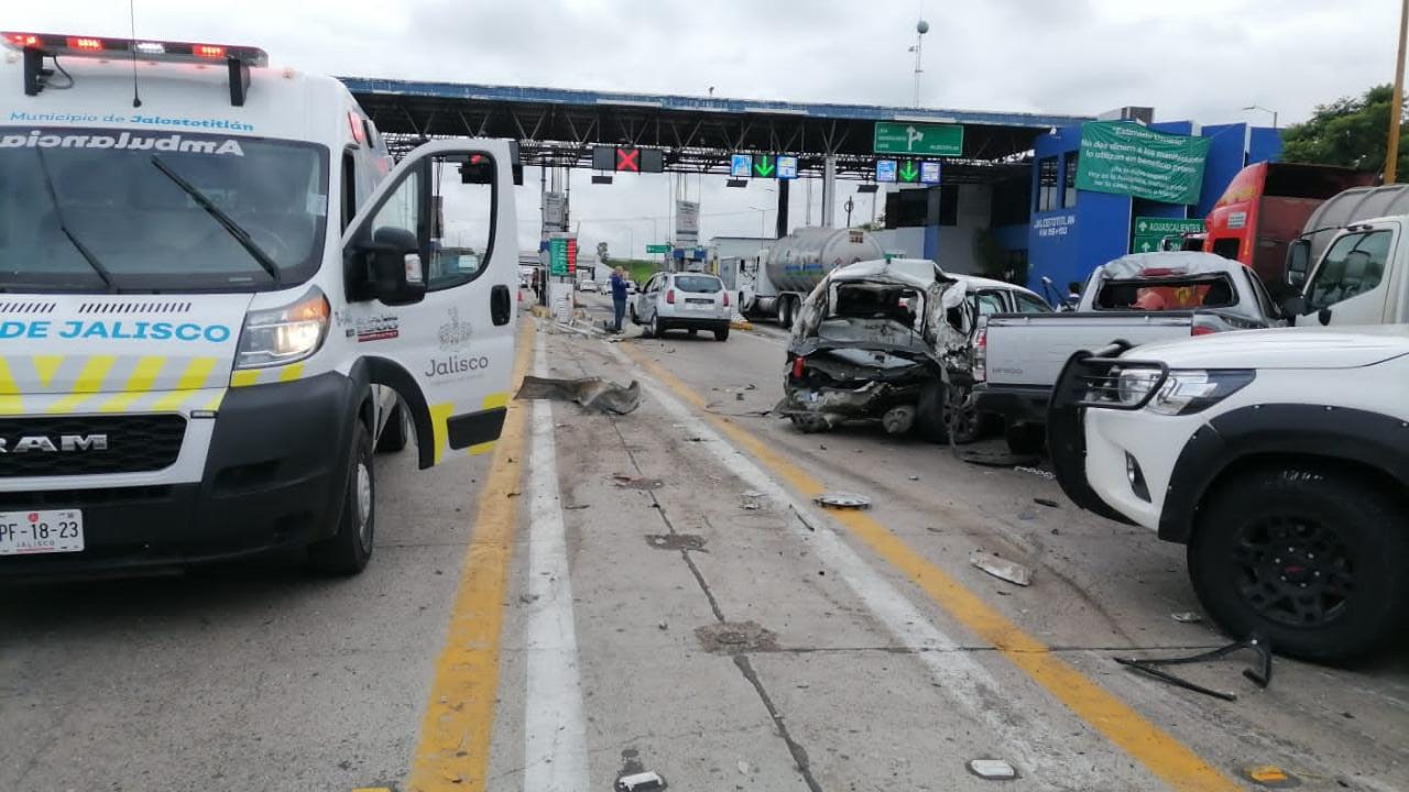Jalisco. Tráiler provoca accidente en Jalostotitlán |VIDEO 
