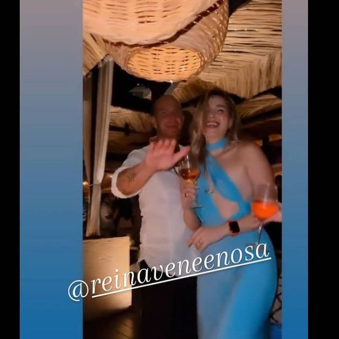 Erik Rubín, de fiesta con influencer sin Andrea Legarreta