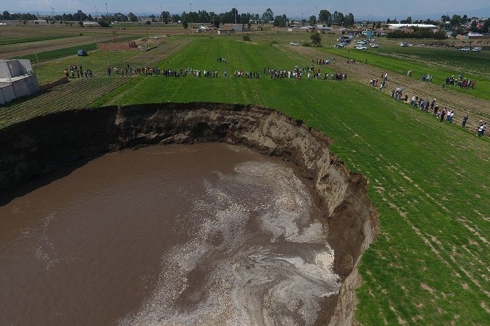 Socavón en Puebla recibe turistas