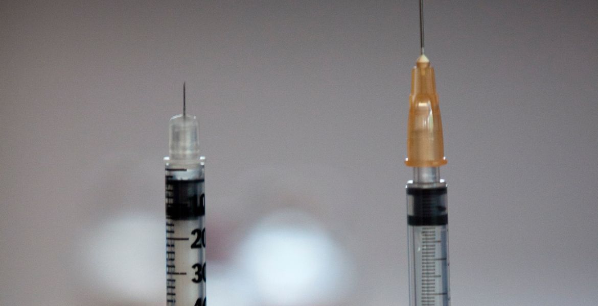 Irregularidades en el contrato con Latam Pharma