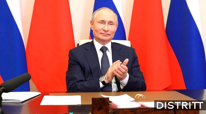 Putin invita a extranjeros a vacunarse contra COVID en Rusia