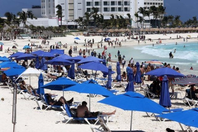 Cancún, en alerta por el viaje de estudiantes poblanos