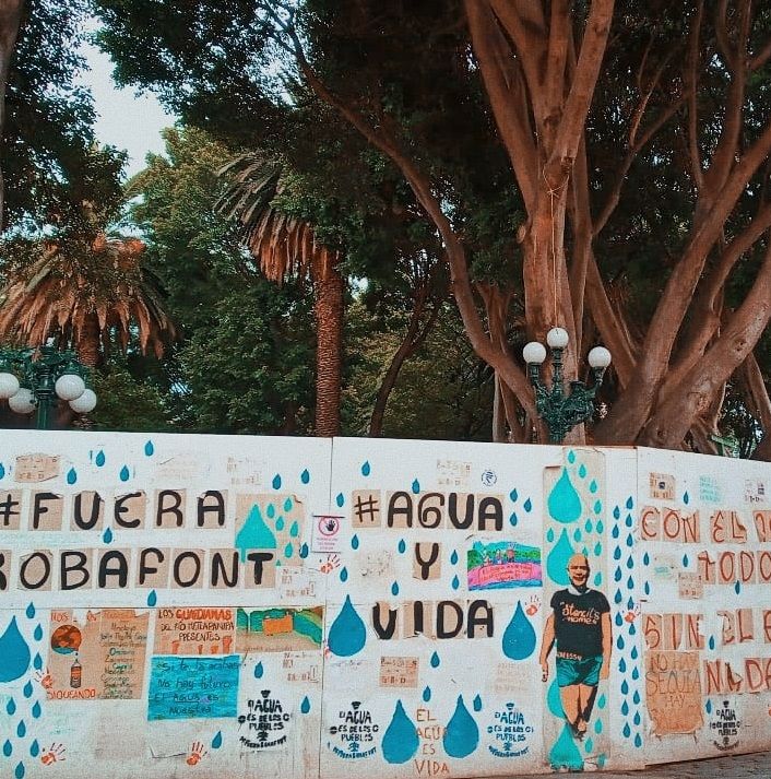 ¿A qué se dedica Leonel Estrada?