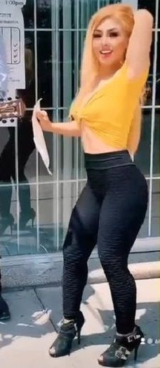 Videos de mujer celebrando su divorcio se hacen virales