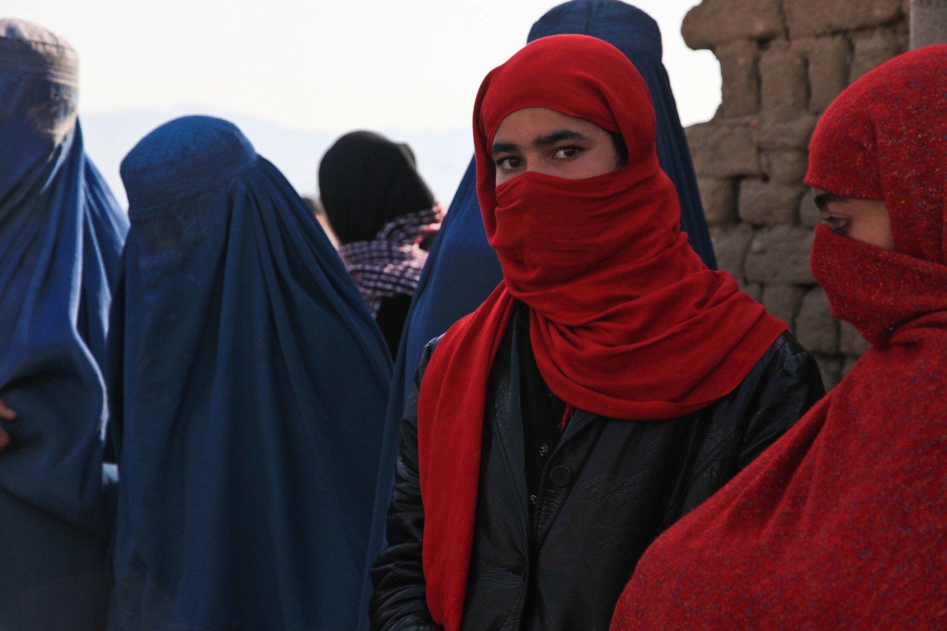 Afganistán. Las prohibiciones de los talibanes a las mujeres
