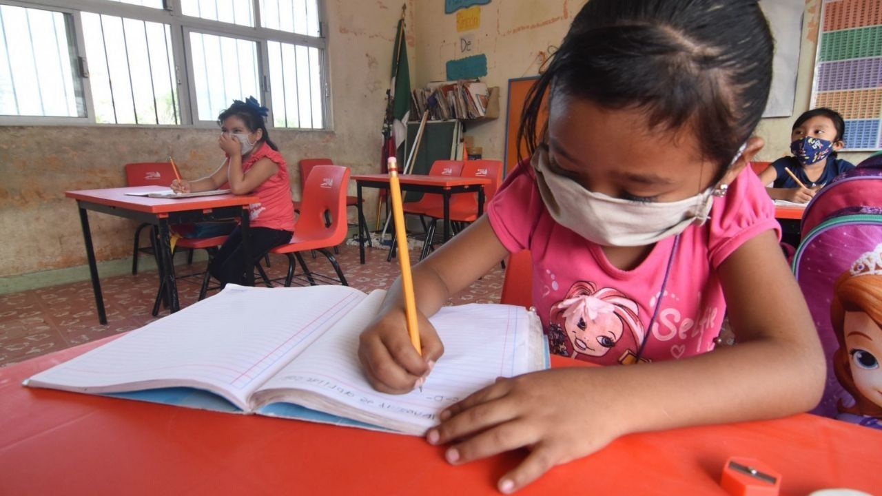 Uso de cubrebocas en el regreso a clases presenciales