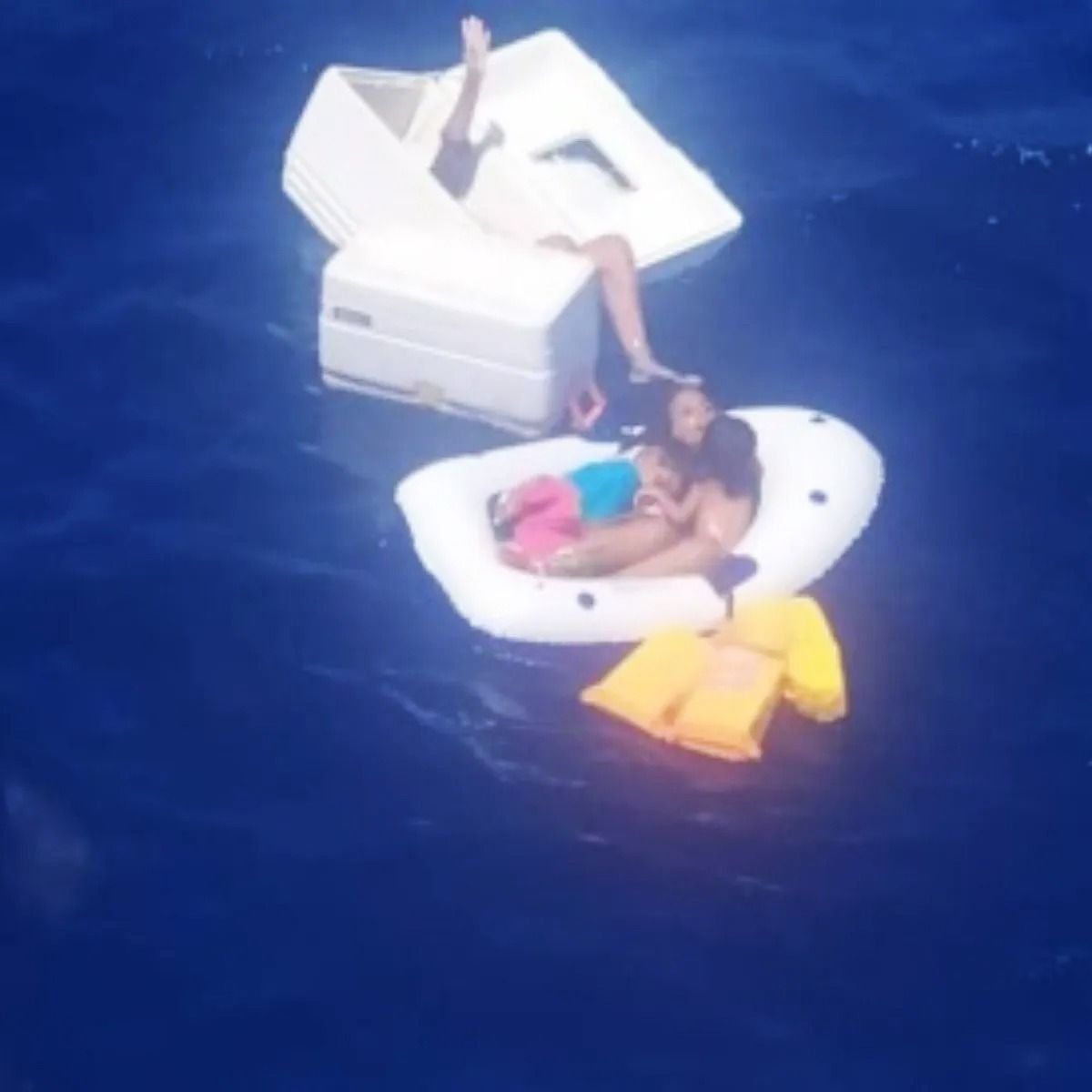 Difunden último video de la familia antes de desaparecer