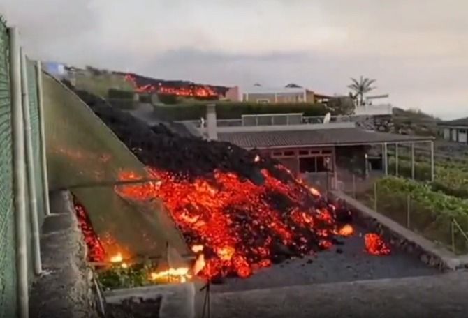 Fotos y videos de la erupción de volcán en La Palma