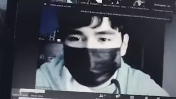 Maestro corre de su clase a alumnos con mal internet |VIDEO