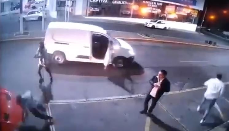 Pelea entre mujeres antes de masacre en bar de Morelia