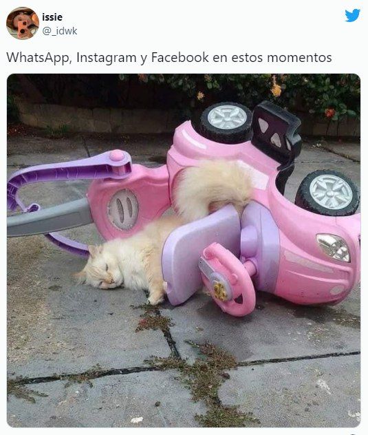 Memes de la caída de Facebook, WhatsApp e Instagram