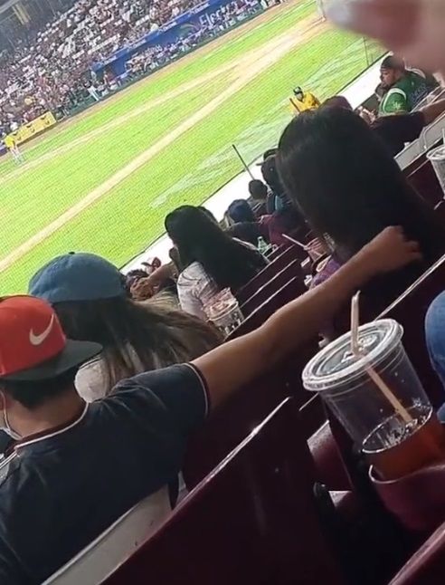 Video de infidelidad en estadio de los Tomateros se viraliza