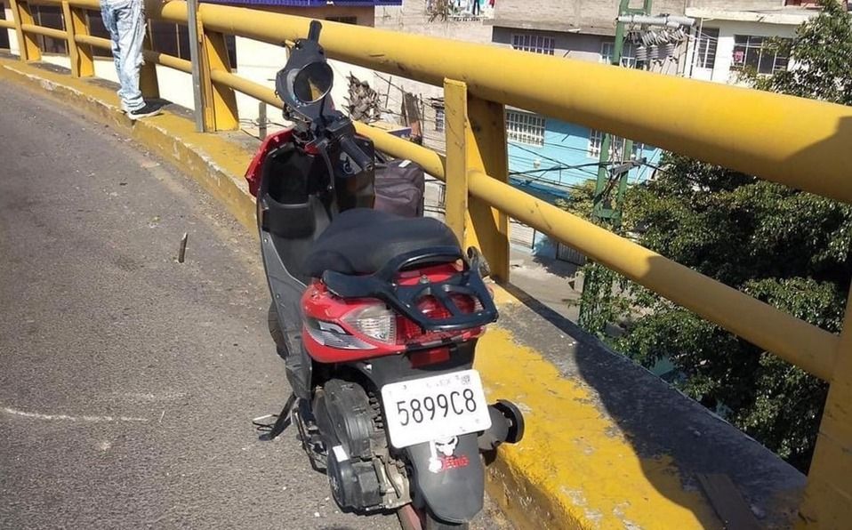 Edomex. Mujeres caen de puente en Neza; ambas murieron |VIDEO