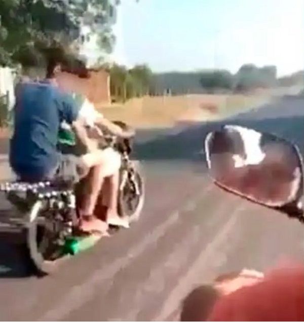 Michoacán. Muere motociclista tras chocar con camión