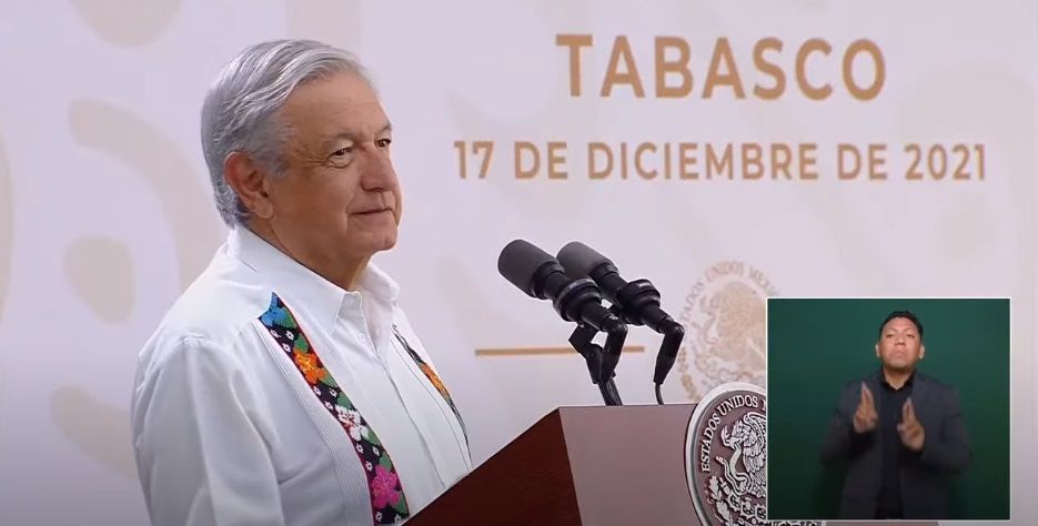 AMLO responde al INE por intentar aplazar revocación