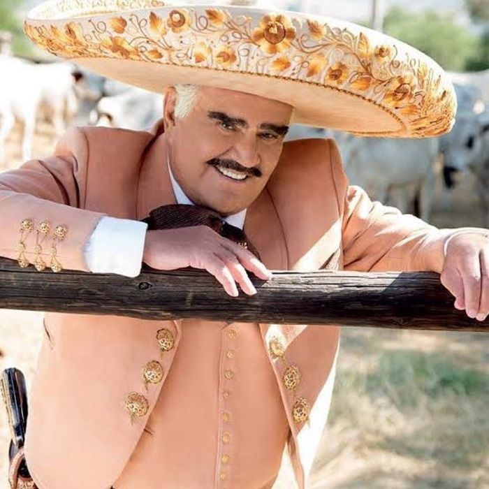 Vicente Fernández. ¿Muerte en 12 de diciembre fue montaje?