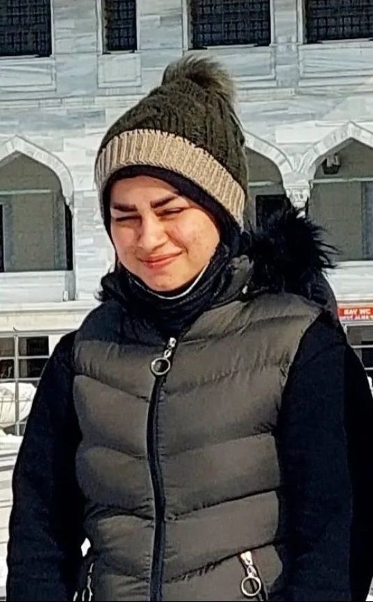 Hombre decapita a su esposa y exhibe su cabeza en Irán