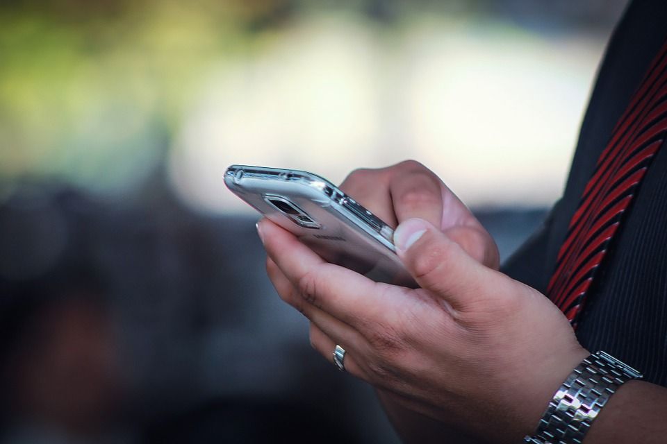 Modo avión en tu celular. ¿Qué es y para qué sirve?