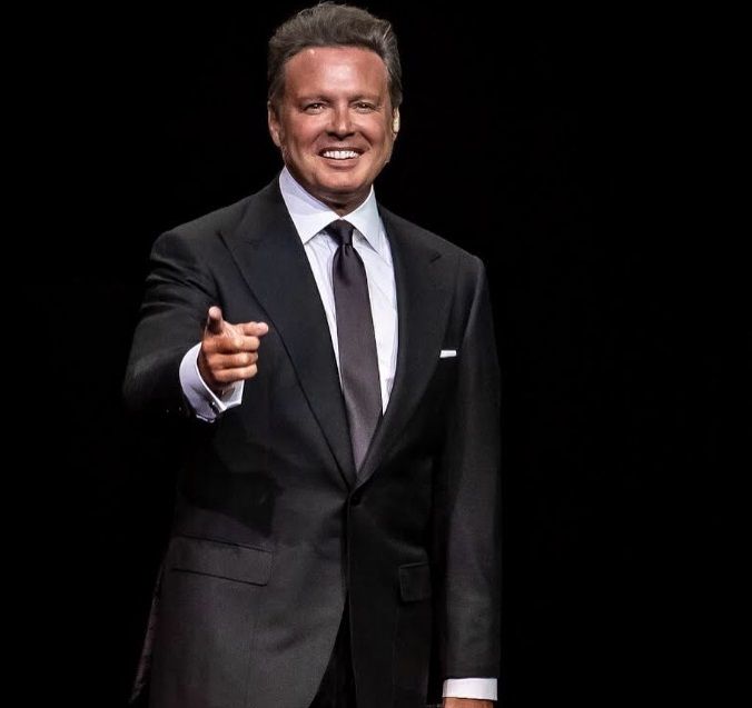 Luis Miguel no deja que empleados lo vean