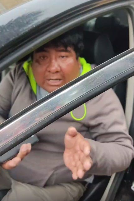 Bolivia. Hombre conduce borracho y dice ser ucraniano |VIDEO